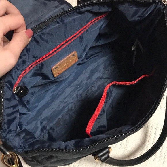 Tommy Hilfiger quilted crossbody bag - Picture 3 of 8